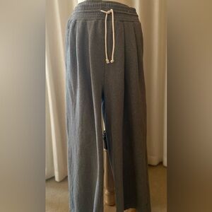 Paper Label wide leg loungewear pant size XS/S